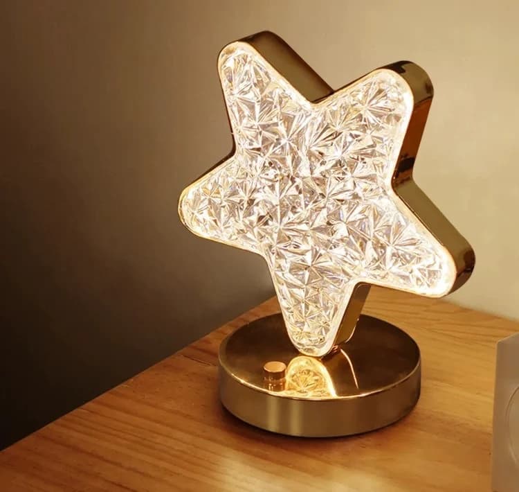 Ladattava tähtikuu-kristalli LED-yövalo