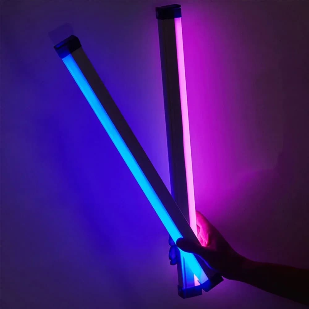 RGB USB-putkivalo, 17 cm tai 32 cm